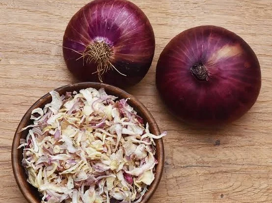 Dehydrated Red Onion Flakes