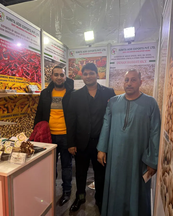 Sunita Agri Exports team meeting buyers at an international food fair